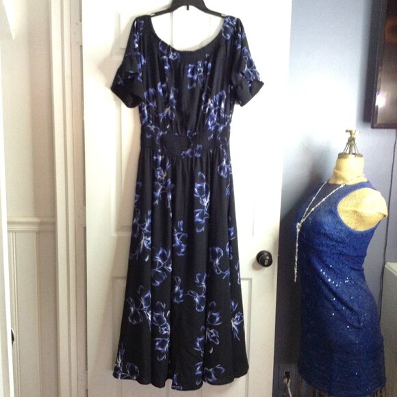 NWT City Chic "14" Navy, Contemporary Dress, On or Off shoulder; pockets, Classy - Picture 1 of 5